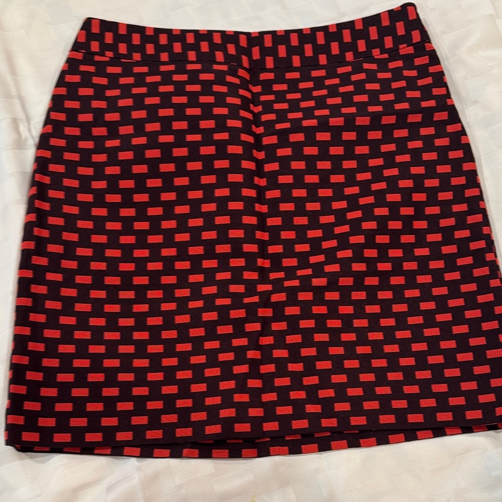 LOFT Red and Black Geometric Mini Skirt
